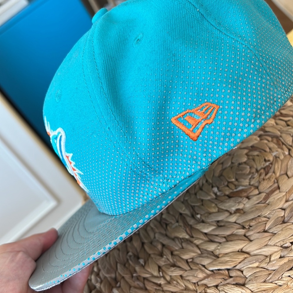 Men's New Era Aqua Miami Dolphins 39THIRTY Flex Team Classic Hat NEW ERA - Picture 6 of 12